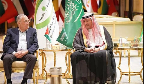 «الكهموس» يبحث تعزيز الشراكات الإقليمية وتبادل الخبرات في مجالات حماية النزاهة ومكافحة الفساد