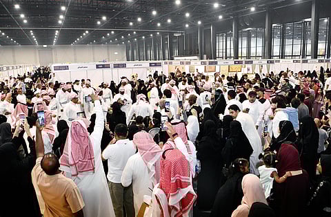 أعمال يدوية تتحول إلى دخلٍ مستدام في معرض الحرف بالخبر