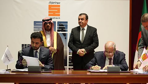 المملكة والجزائر توقّعان عقدًا لاستكشاف واستغلال المحروقات