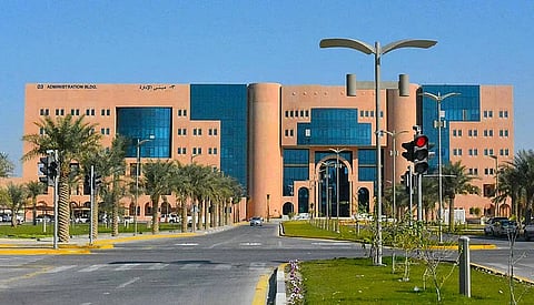 جامعة الملك فيصل تُنظِّم فعاليات اليوم العالمي للصحة النفسية