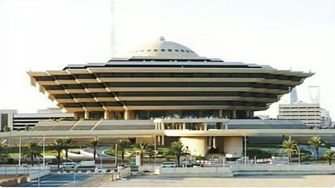 لتهريبه أقراص الإمفيتامين المخدرة إلى المملكة.. تنفيذ حُكم القتل تعزيرًا بمواطن في تبوك