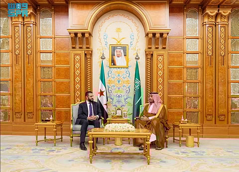  ولي العهد يستعرض العلاقات الثنائية وفرص تعزيز التعاون مع الرئيس السوري