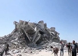 مفوض الأمم المتحدة لحقوق الإنسان: الغارات الإسرائيلية على غزة "مروعة"