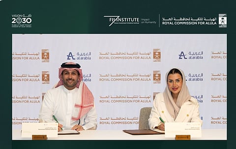 الهيئة الملكية للعلا توقّع شراكة استراتيجية مع الشركة العربية للإعلانات الخارجية