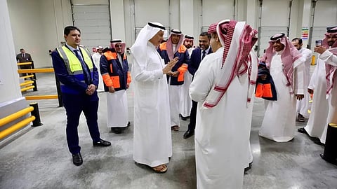 وزير البيئة والمياه والزراعة يزور مشروع شركة «استمر» للخدمات اللوجستية