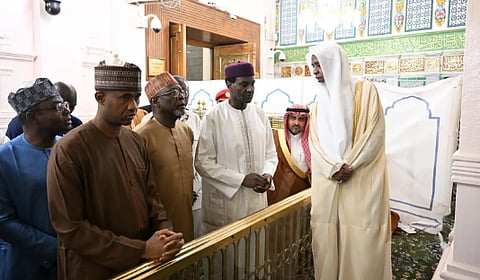  رئيس وزراء النيجر يزور المسجد النبوي