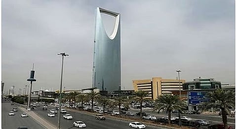 طقس المملكة الثلاثاء.. فرصة لهطول أمطار رعدية وتكون الضباب على عدة مناطق