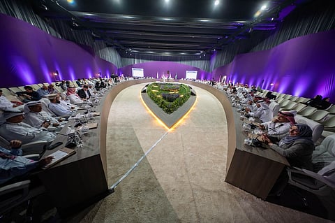 وزير الحج والعمرة يلتقي بأكثر من 100 وزير ومفتي ورئيس مكتب شؤون الحج في العالم الإسلامي ويحثهم على استكمال إجراءات التعاقد قبل 15 رجب
