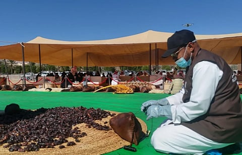 فعالية "يوم الشنّة" تختتم موسم سوق المزارعين في العُلا