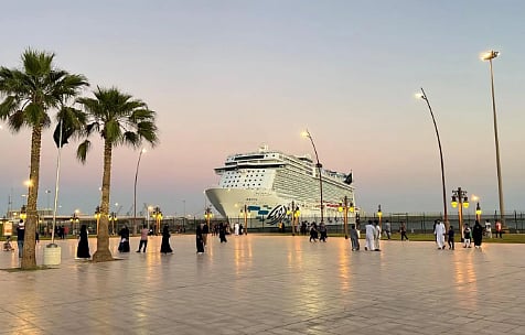 رحلات الكروز تعود لينبع وعلى متنها 640 سائحًا من مختلف الجنسيات