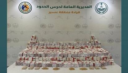 إحباط تهريب 187,830 قرصاً خاضعاً لتنظيم التداول الطبي و9,617 قرصاً من «الإمفيتامين» بعسير