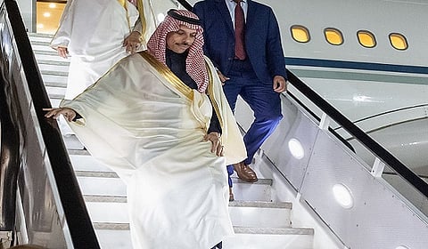 وزير الخارجية يصل جوهانسبرغ لترؤس وفد المملكة في قمة مجموعة العشرين