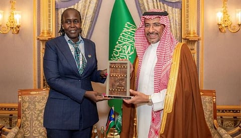 وزير الصناعة يبحث تعزيز التعاون الصناعي والتعديني مع جنوب السودان