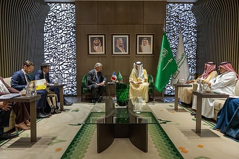 «الفالح» يبحث مع وزير التجارة الخارجية الفرنسي تعزيز العلاقات الاقتصادية وفرص الشراكة