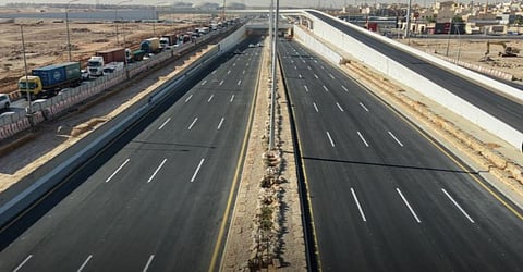 أمانة الرياض تفتتح جزئيًا مشروع تقاطع ديراب مع طريق النفود
