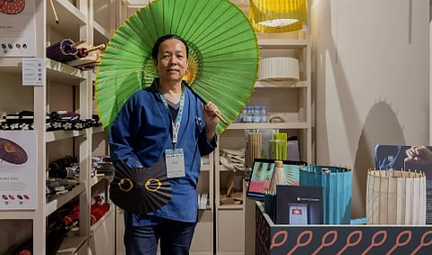 كووتارو نيشيبوري.. حرفي ياباني حمل "ضوء كيوتو" إلى قلب الرياض