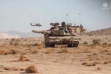 اختتام مناورات «كوينسي-1» بين القوات البرية السعودية والجيش الأمريكي في قاعدة فورت إيروين
