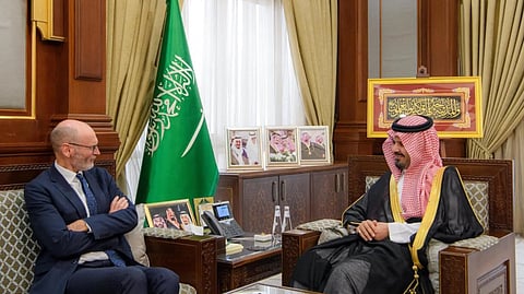 السفير البريطاني بالمملكة ينشر فيديو زيارته للمدينة المنورة