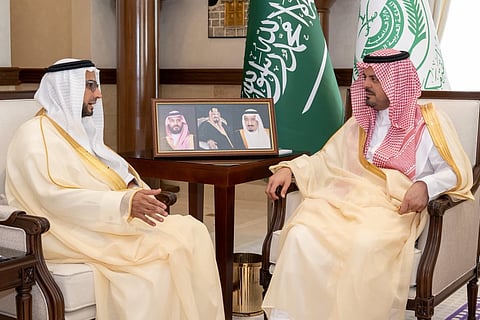 نائب أمير مكة يستعرض خطط فرع وزارة السياحة واستعداداته لموسمي الحج والعمرة