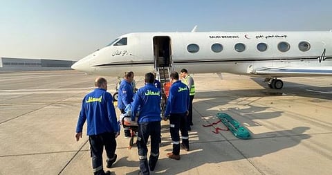 إخلاء طبي لمواطن من القاهرة إلى المملكة لاستكمال العلاج