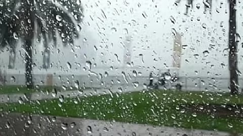 «الأرصاد»: أمطار ورياح شديدة السرعة على حائل وتبوك 