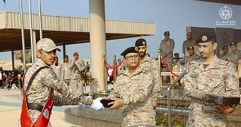 مدرسة مشاة القوات البحرية تحتفل بتخريج دفعة جديدة من دورة الفرد الأساسي