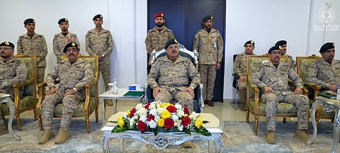 «العمرو» يشهد ختام تمرين دورتين للضباط وحفل تخرّج لدورات معهد الدفاع الجوي  