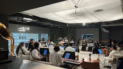 الأربعاء.. انطلاق أولى حلقات «خزامى كافيه» بتجربة موسيقية تمزج بين الأصالة والحداثة 