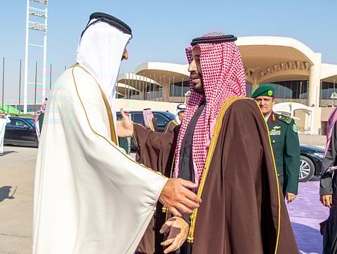 أمير قطر يغادر الرياض