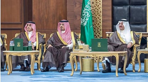 أمير الشرقية يشدد على سرعة إنجاز مشاريع الطرق القائمة حاليًا في المنطقة