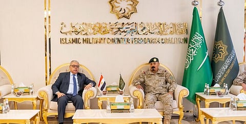 «المغيدي» يستعرض مع سفير مصر لدى المملكة جهود «التحالف الإسلامي» في مواجهة التهديدات الإرهابية 