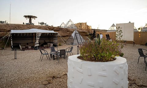 الجلسات الشتوية في الجوف تتحول إلى ملتقى للسمر والاستجمام