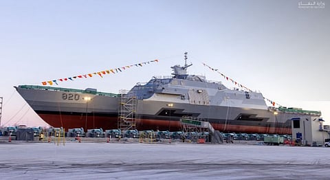 «القوات البحرية» تعوِّم في الولايات المتحدة الأمريكية سفينة «جلالة الملك سعود»