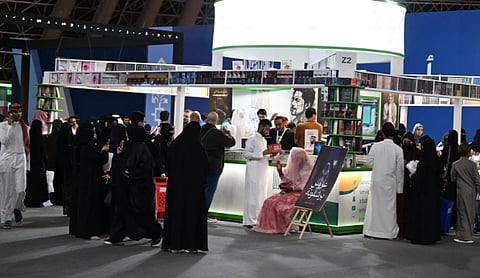 حضور لافت وتفاعل معرفي متزايد في معرض جدة للكتاب 2025