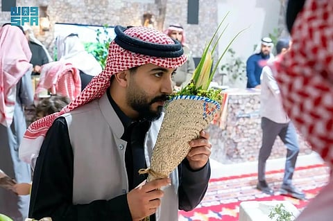 جناح إمارة منطقة الباحة يشهد إقبالًا واسعًا من زوار مهرجان الملك عبدالعزيز للإبل