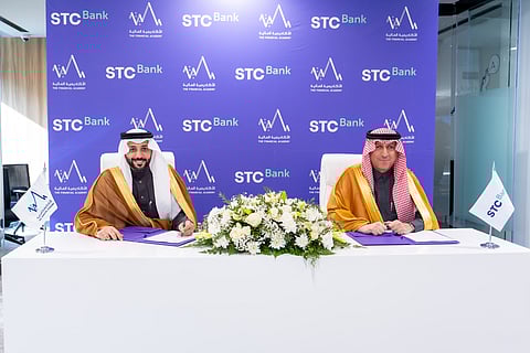  
الأكاديمية المالية وبنك STC يوقعان اتفاقية لتطوير  المهارات وتعزيز الكفاءة المهنية
