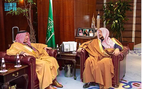 وزير الشؤون الإسلامية يستقبل سفير خادم الحرمين الشريفين لدى فيتنام