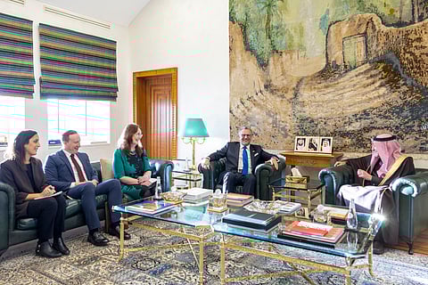  نائب وزير الخارجية يبحث آخر التطورات بالمنطقة مع كبير مستشاري الرئيس الأمريكي