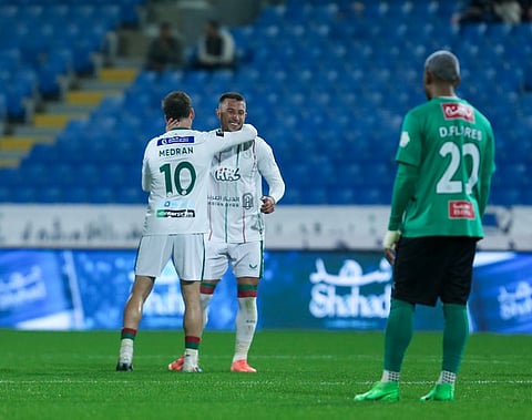 الاتفاق والنجمة