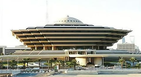 لتهريبهم الحشيش المخدر إلى المملكة.. تنفيذ حكم القتل تعزيرًا بثلاثة صوماليين في نجران