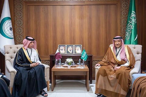 مع وزير خارجية قطر