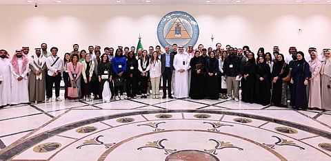 وفد من جامعة هارفارد يزور جامعة الملك عبدالعزيز لتعزيز التعاون الأكاديمي