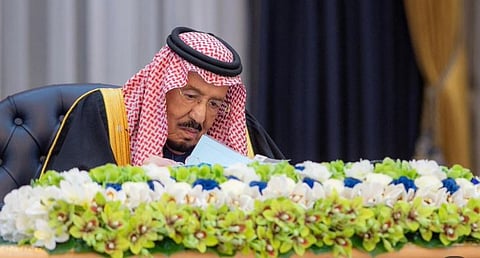 خادم الحرمين الشريفين يرأس جلسة مجلس الوزراء في الرياض