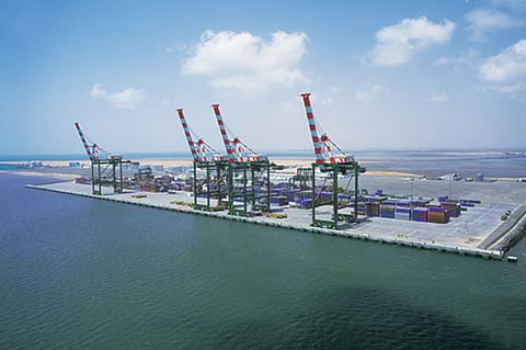 رئيس «موانئ عدن»: إجراءات مشددة لمنع أي محاولات تهريب