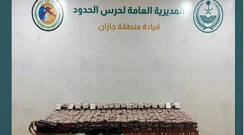 إحباط تهريب 137,100 قرص خاضع لتنظيم التداول الطبي بجازان