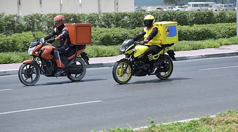 أخصائي: الاستخدام المفرط لتطبيقات التوصيل قد يؤثر على الملاءة المالية