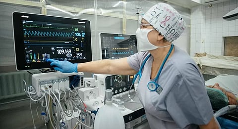 المملكة تزود المرافق الصحية في أوكرانيا بالمعدات الطبية المنقذة للحياة