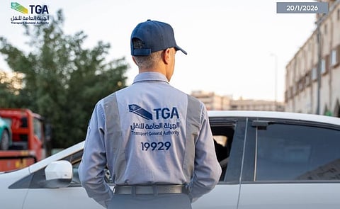 ضبط مخالف أجنبي وإبعاده عن المملكة لمزاولته نشاط النقل الركاب دون ترخيص «الكدادة»