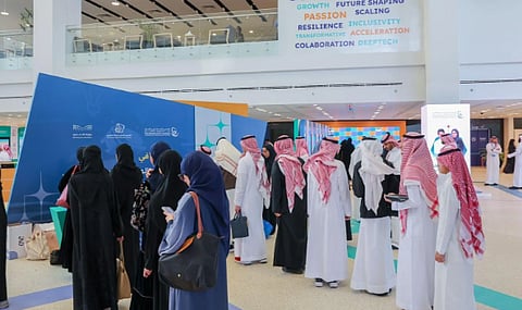 بدءاً من الأحد القادم.. 200 مشروع علمي يناقس في معرض «إبداع 2026»