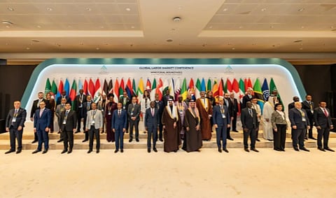 اختتام النسخة الثالثة من المؤتمر الدولي لسوق العمل بتوقيع 90 اتفاقية